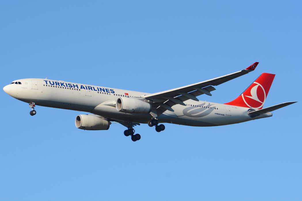 Airbus A330: Wide-body twin-engine jet airliner
