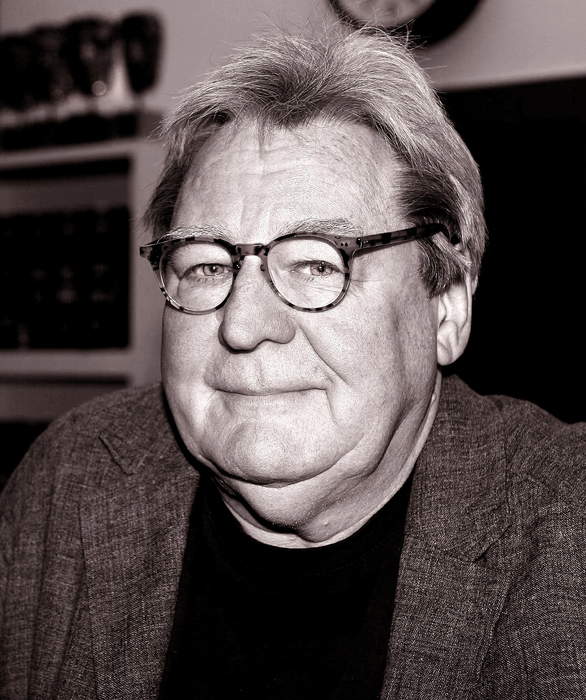 Alan Parker: English film producer and director