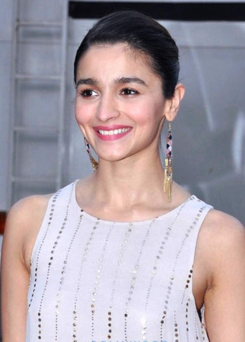 Alia Bhatt: British actress (born 1993)