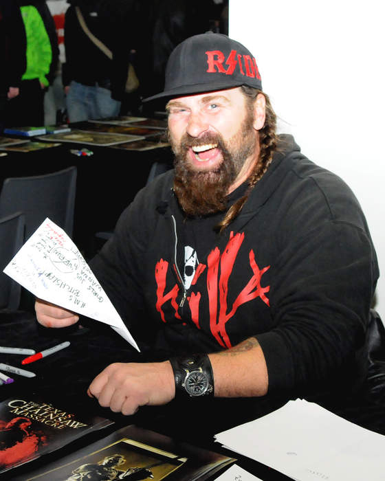 Andrew Bryniarski: American actor and bodybuilder