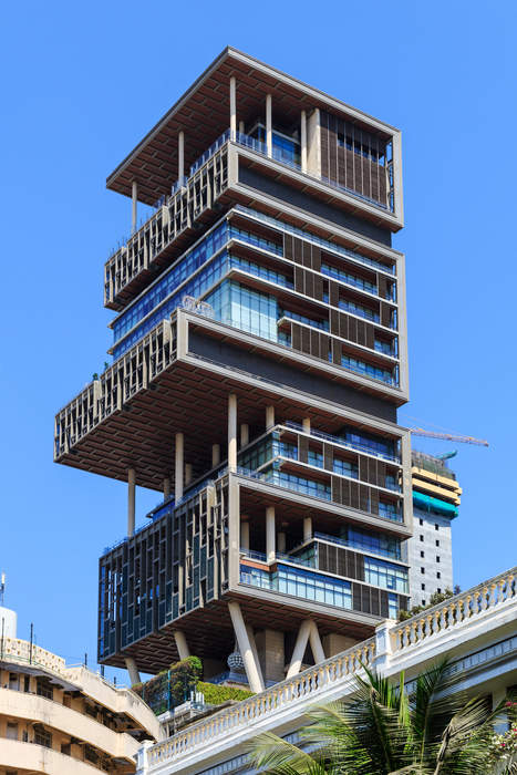 Antilia (building): Skyscraper mansion in Mumbai, India