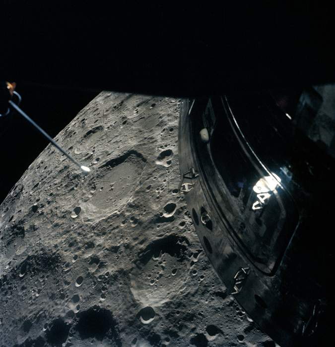 Apollo 13: Failed Moon landing mission in the Apollo program