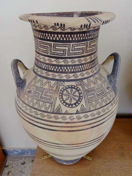 Archaeological Museum of Thera: Museum in Fira, Santorini, Greece