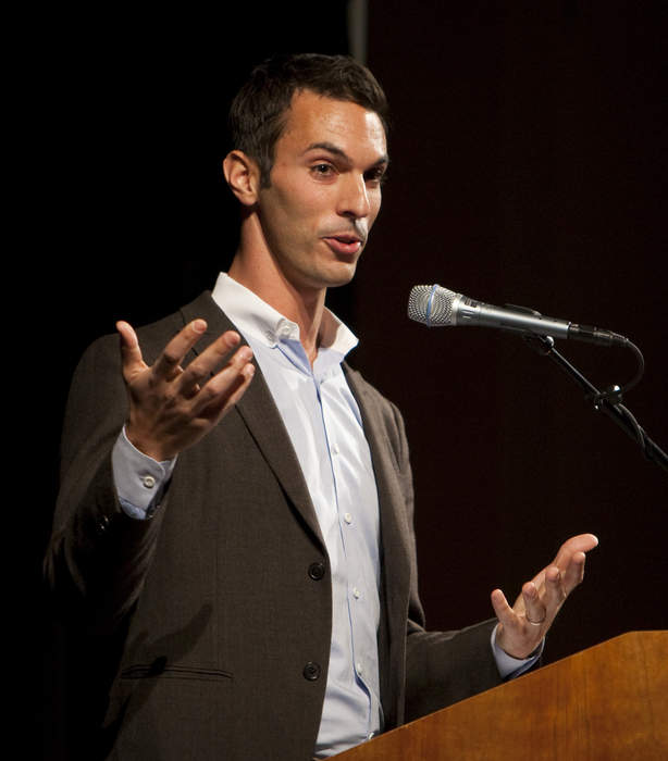 Ari Shapiro: American radio broadcaster (born 1978)