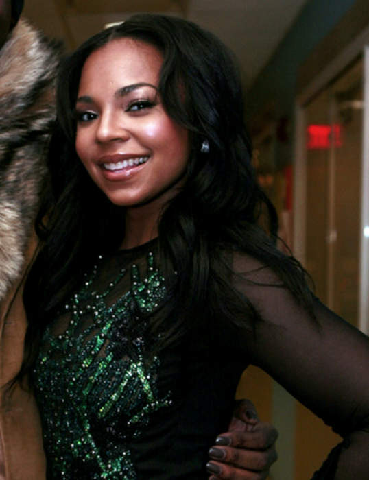 Ashanti (singer): American singer and songwriter (born 1980)