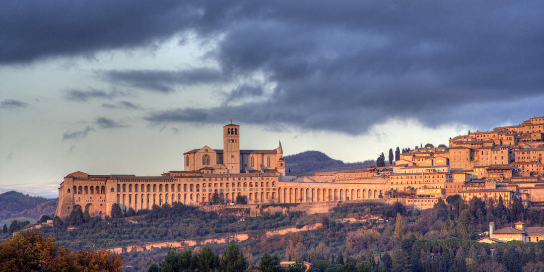 Assisi: Town and administrative division in Italy