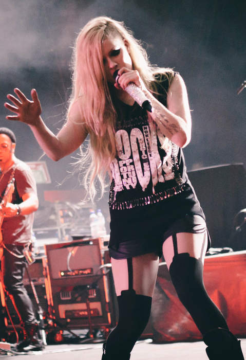 Avril Lavigne: Canadian singer-songwriter (born 1984)