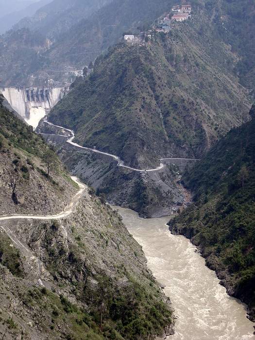 Baglihar Dam: Dam on the Chenab river in India