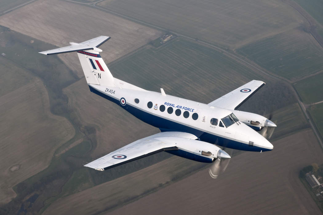 Beechcraft Super King Air: Light twin-turboprop transport aircraft family