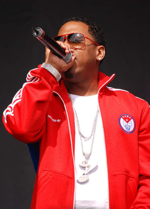 Bobby V: American R&B singer (born 1980)
