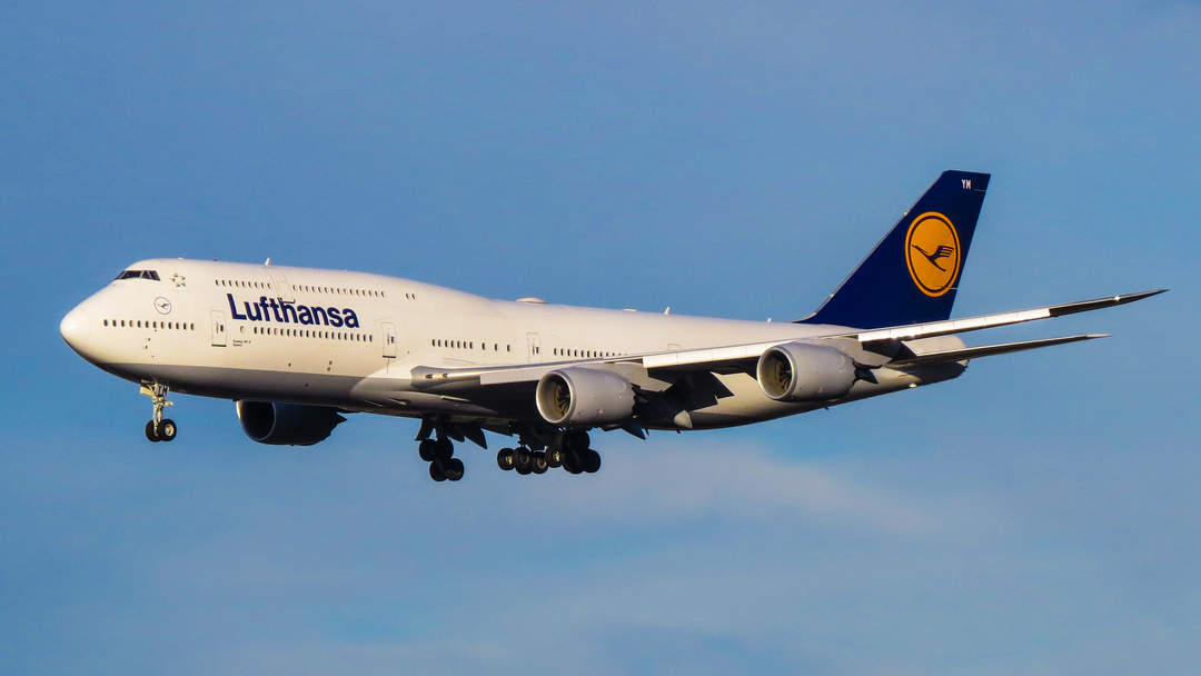 Boeing 747-8: Wide-body airliner, last production series of the 747
