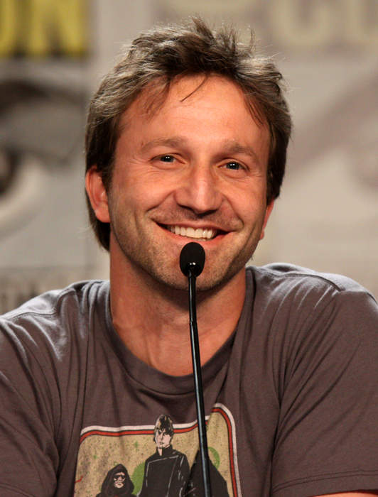Breckin Meyer: American actor (born 1974)