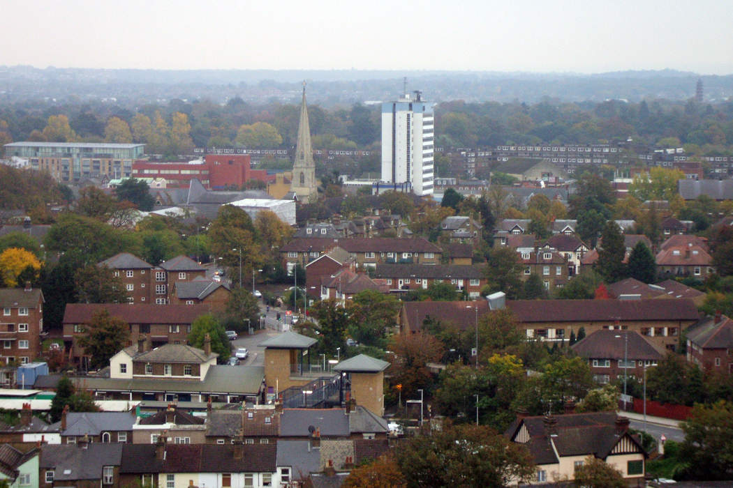 Brentford: Suburb of West London