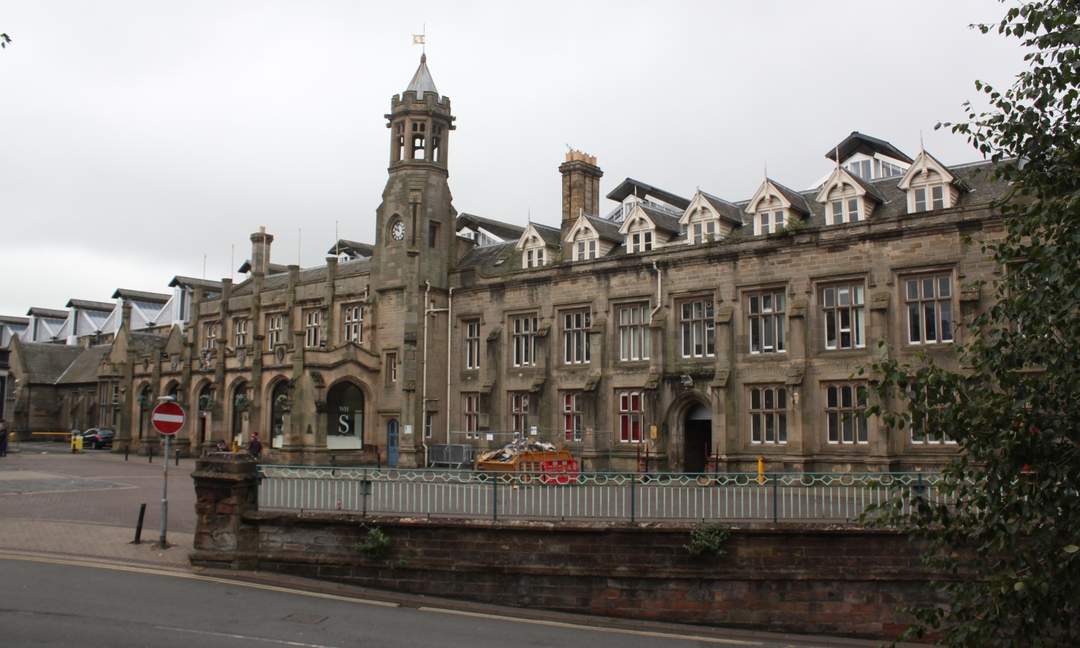 Carlisle railway station: Railway station in Cumbria, England