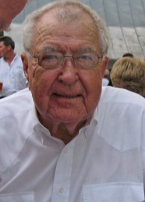Carroll Shelby: American automotive designer (1923–2012)