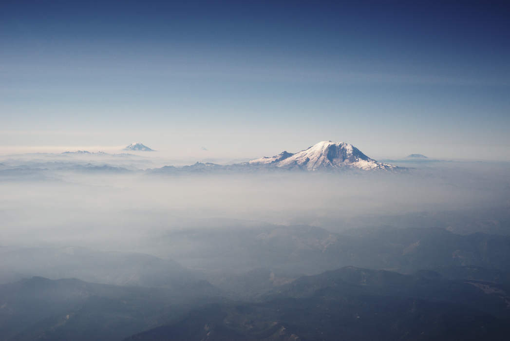 Cascade Range: Mountain range in western North America