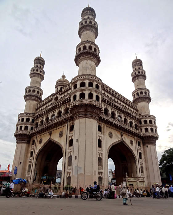 Charminar: Monument in India