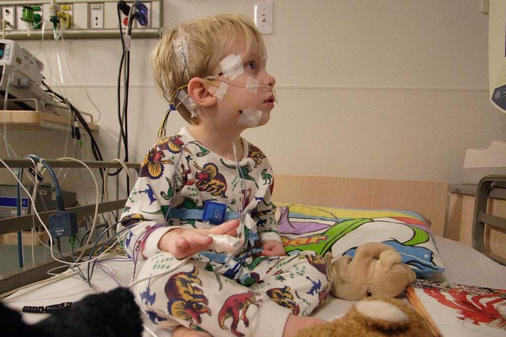 Children's hospital: Hospital that offers its services exclusively to children
