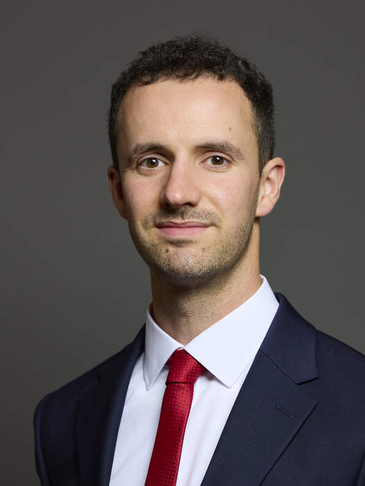 Chris Hinchliff: British Labour politician