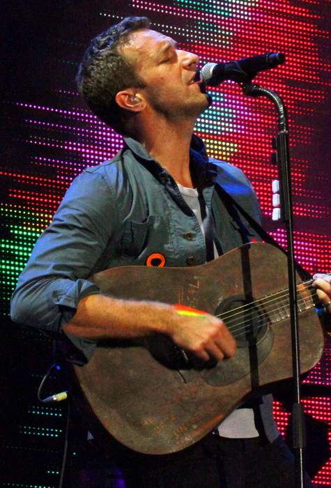 Chris Martin: English singer-songwriter (born 1977)