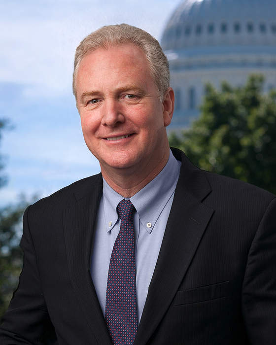 Chris Van Hollen: American lawyer and politician (born 1959)