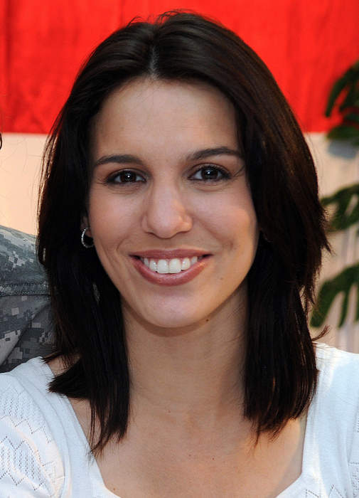 Christy Carlson Romano: American actress, podcaster and singer (born 1984)