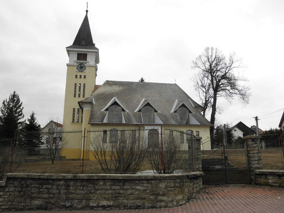 Church (building): Building used for Christian religious activities