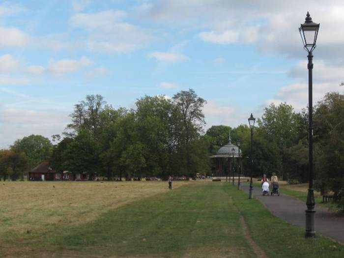 Clapham Common: Triangular urban park in Clapham, south London, England