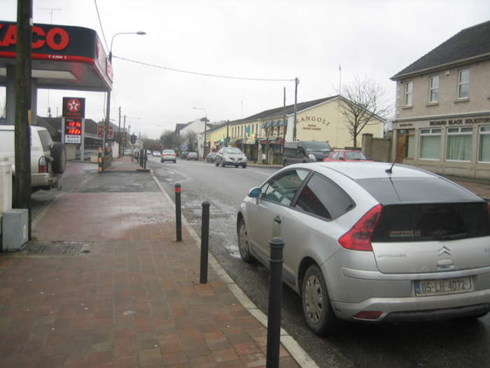 Clonee: Village in Meath, west of Dublin, Ireland