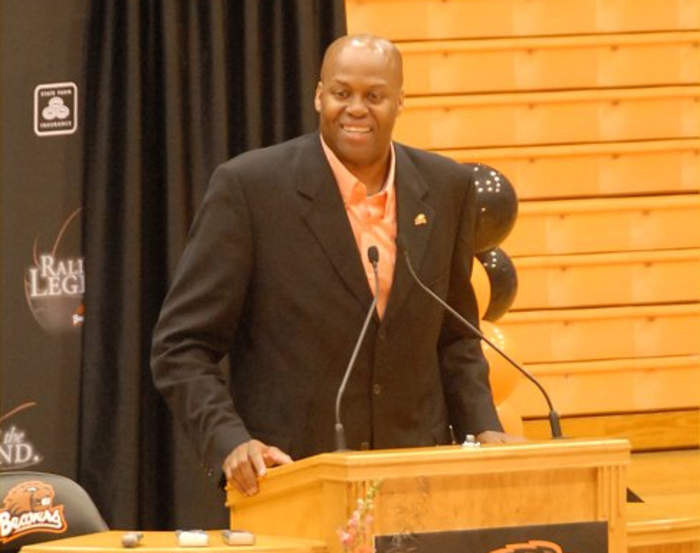 Craig Robinson (basketball): American basketball coach and brother of Michelle Obama