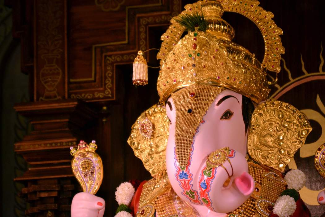 Dagadusheth Halwai Ganapati Temple: Ganesha temple in Pune, India