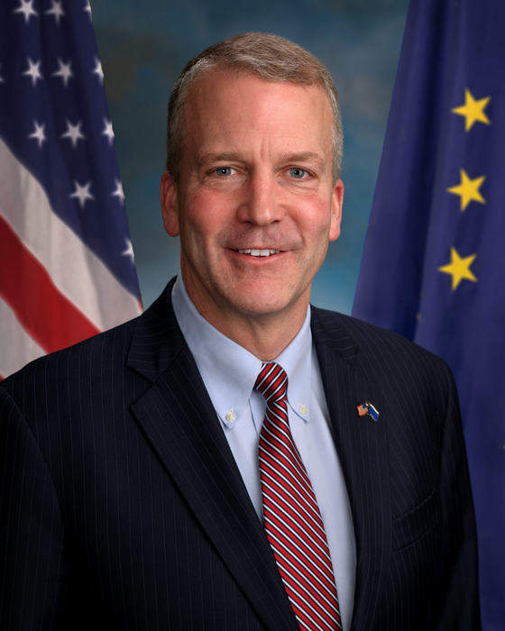 Dan Sullivan (U.S. senator): American politician and lawyer (born 1964)