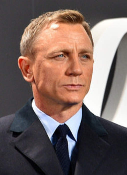 Daniel Craig: English actor (born 1968)