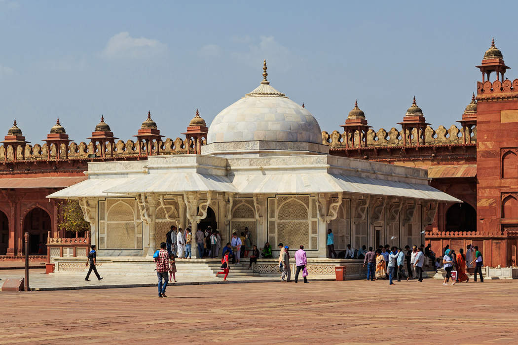 Dargah: Grave shrine