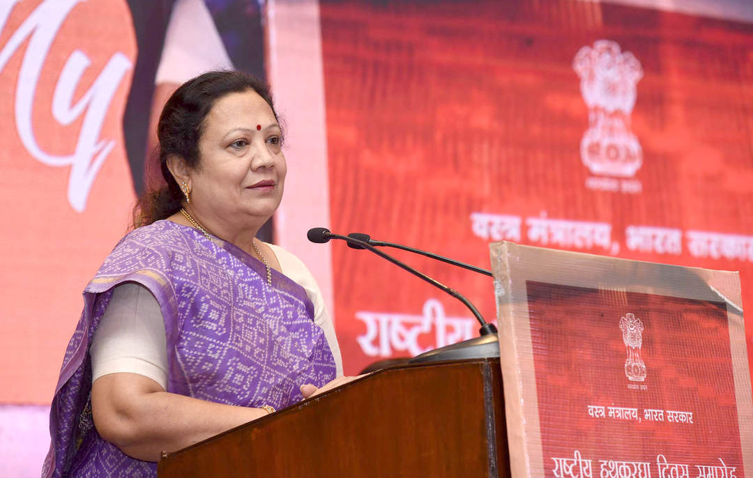 Darshana Jardosh: Indian politician and Minister