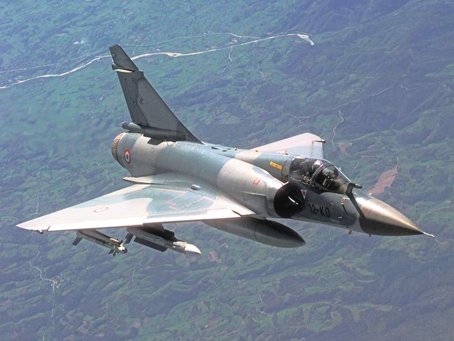 Dassault Mirage 2000: French jet fighter aircraft