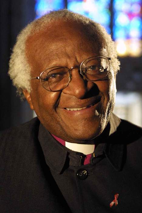 Desmond Tutu: South African bishop and anti-apartheid activist (1931–2021)