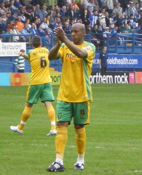 Dion Dublin: English footballer (born 1969)