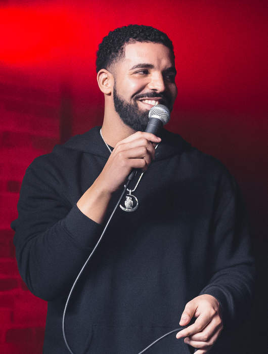 Drake (musician): Canadian rapper and singer (born 1986)