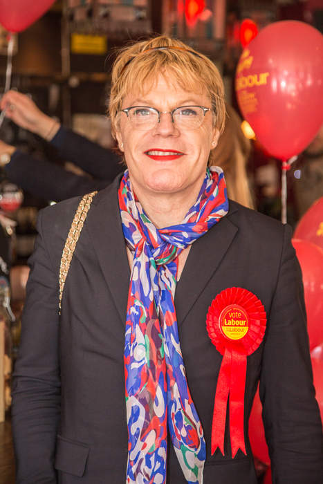 Eddie Izzard: British comedian and actor (born 1962)