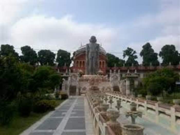Firozabad: City in Uttar Pradesh, India
