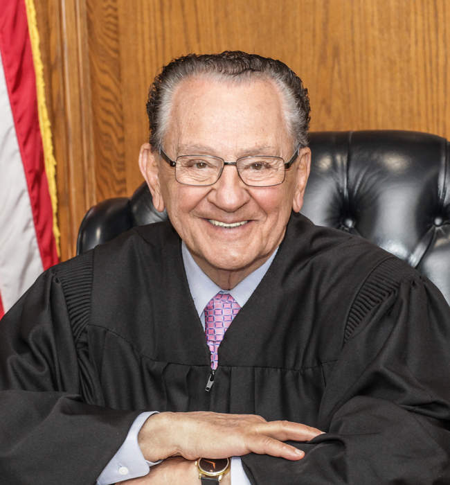 Frank Caprio: American municipal judge (1936–2025)