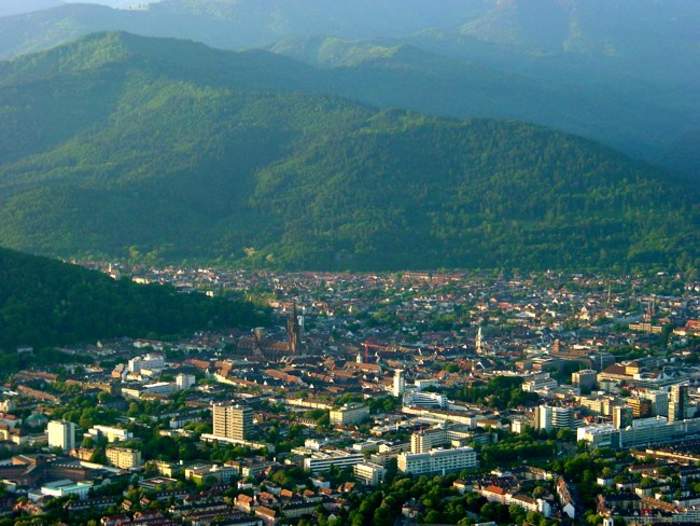 Freiburg im Breisgau: City in Baden-Württemberg, Germany