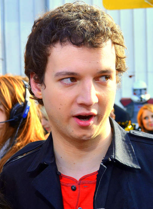 Gaelan Connell: American actor, director (b. 1989)