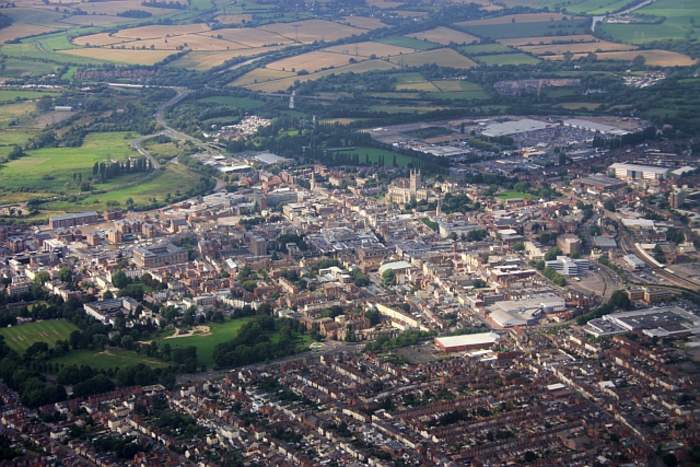 Gloucester: City and non-metropolitan district in England