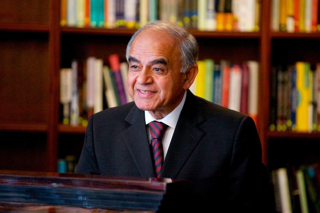 Gurcharan Das: Indian author