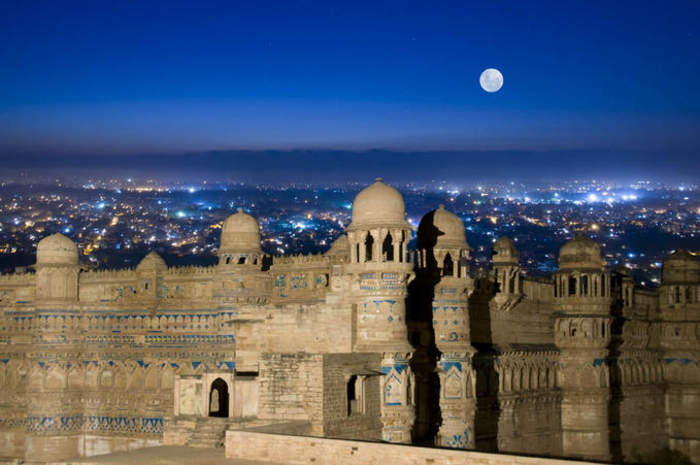 Gwalior: Metropolis in Madhya Pradesh, India