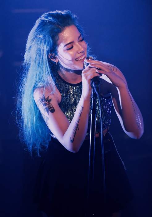 Halsey (singer): American singer (born 1994)