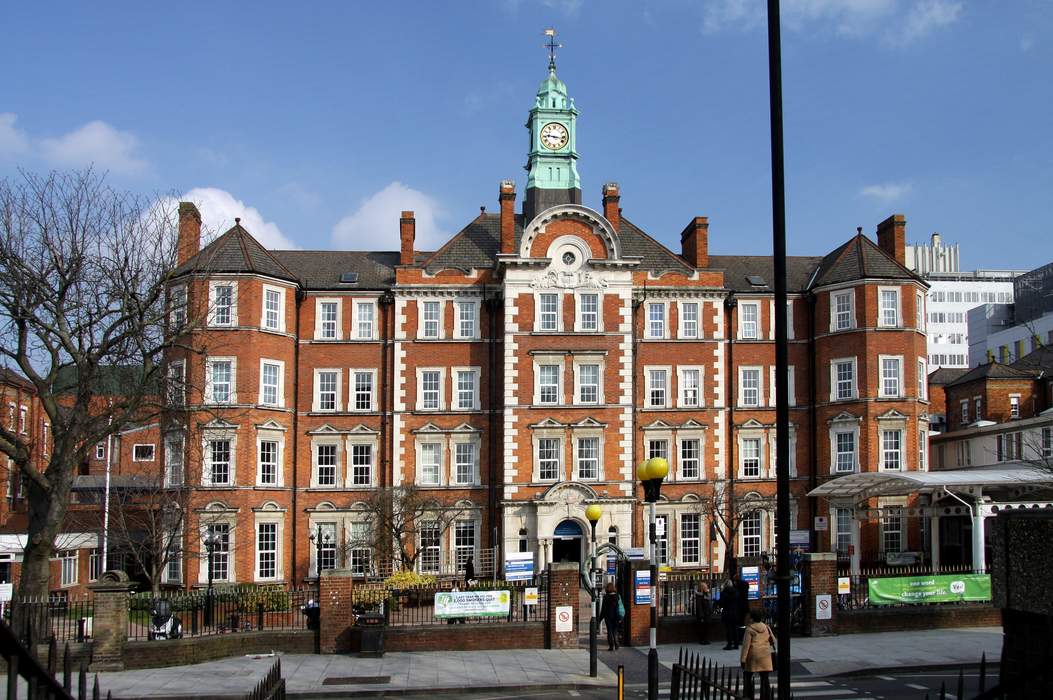Hammersmith Hospital: Teaching hospital in London, England