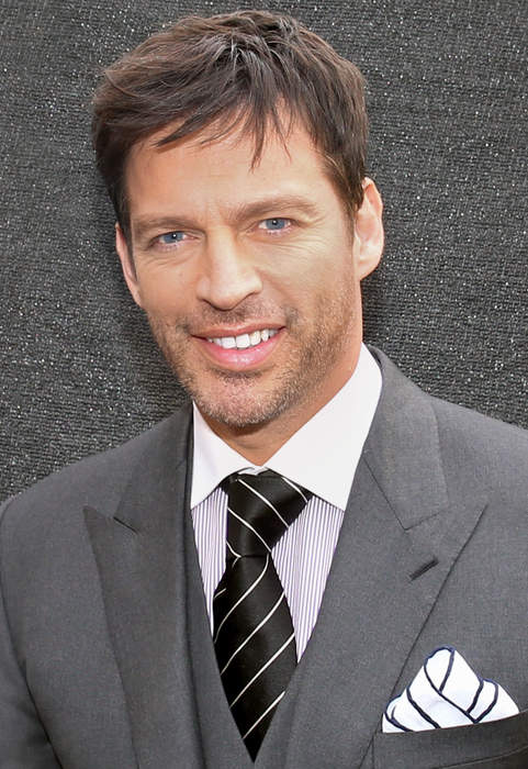 Harry Connick Jr.: American singer-songwriter and actor (born 1967)